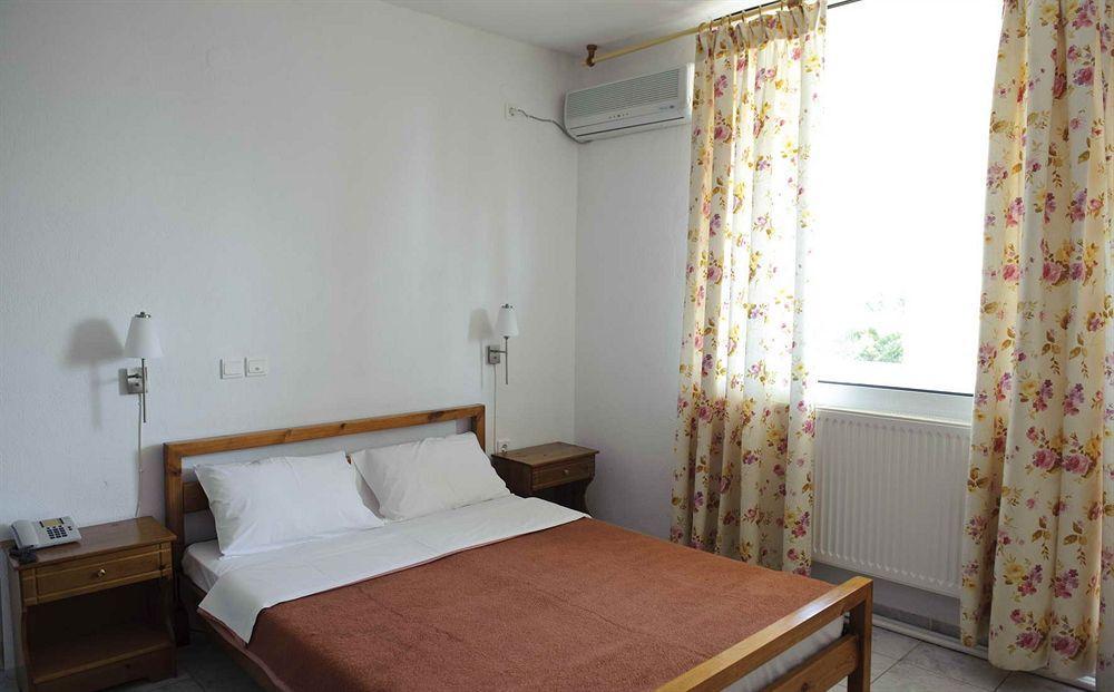Hotel Makednos Nikiti  Exterior photo