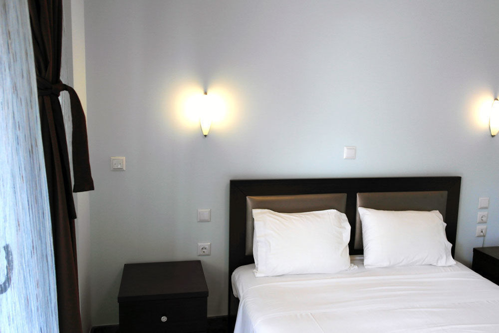 Hotel Makednos Nikiti  Exterior photo